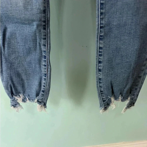 Abercrombie & Fitch high rise super skinny ankle jeans - Picture 4 of 8